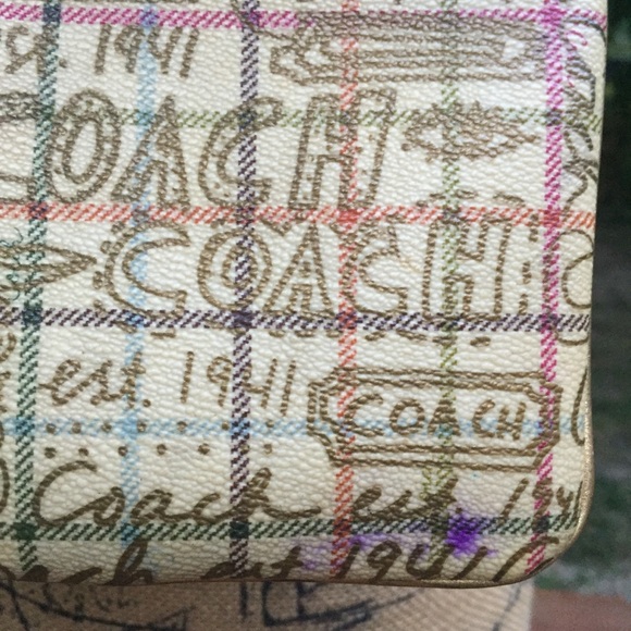 Authentic Coach Signature Graffiti Crossbo… - Picture 4 of 11